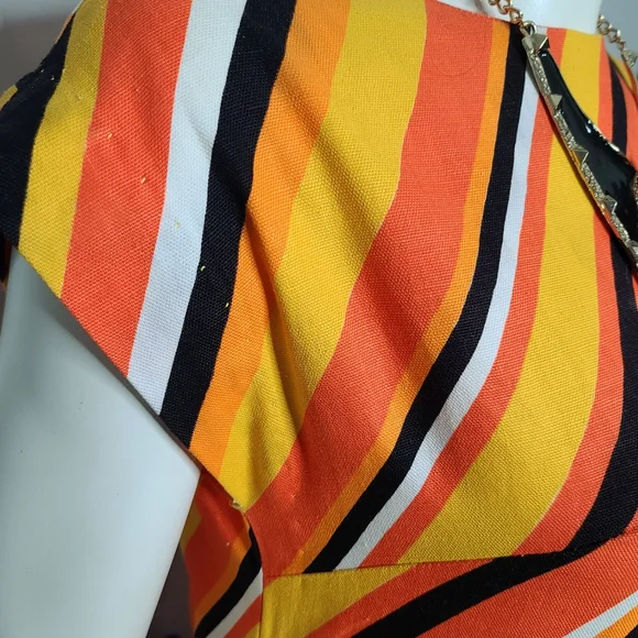 1960s Halloween Dress - Picture 4 of 8